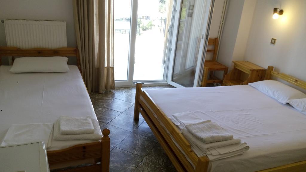 Filoxenia Rooms Makrilies Quarto foto